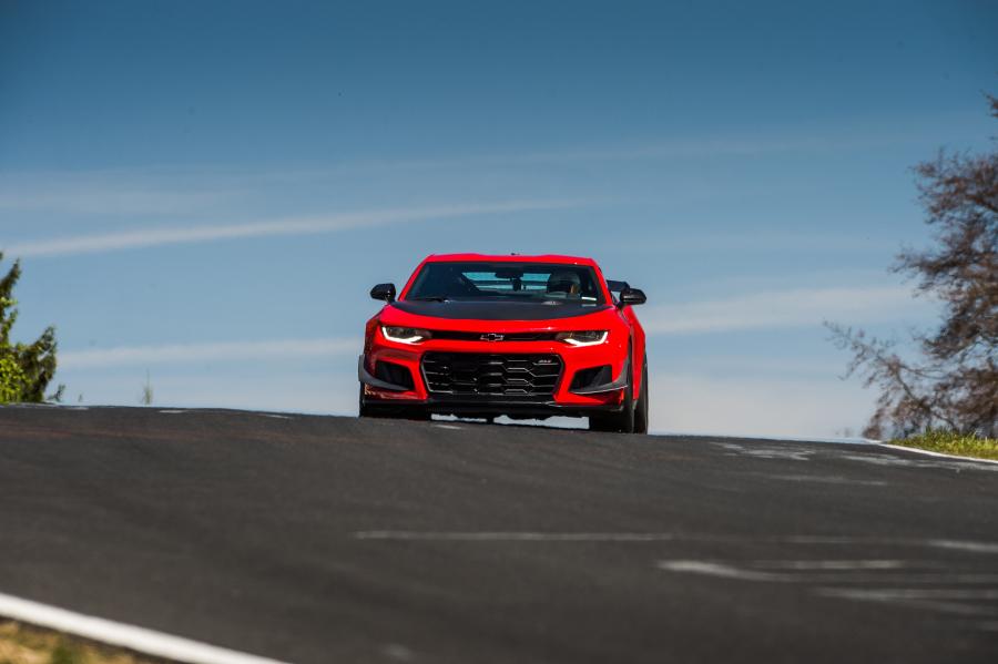  Chevrolet Camaro ZL1 1LE 2017 года  (фото 11 из 40)